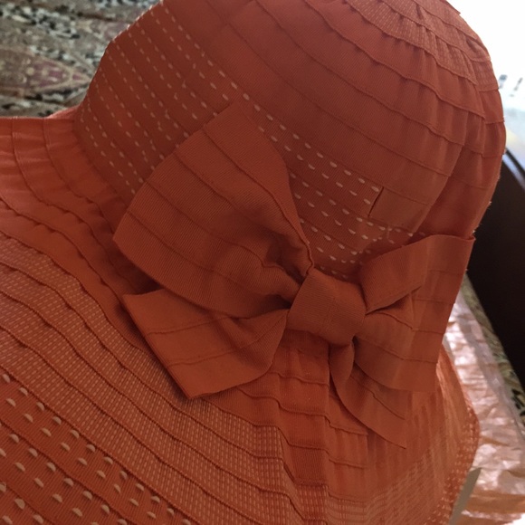 Sun hat - Picture 1 of 3
